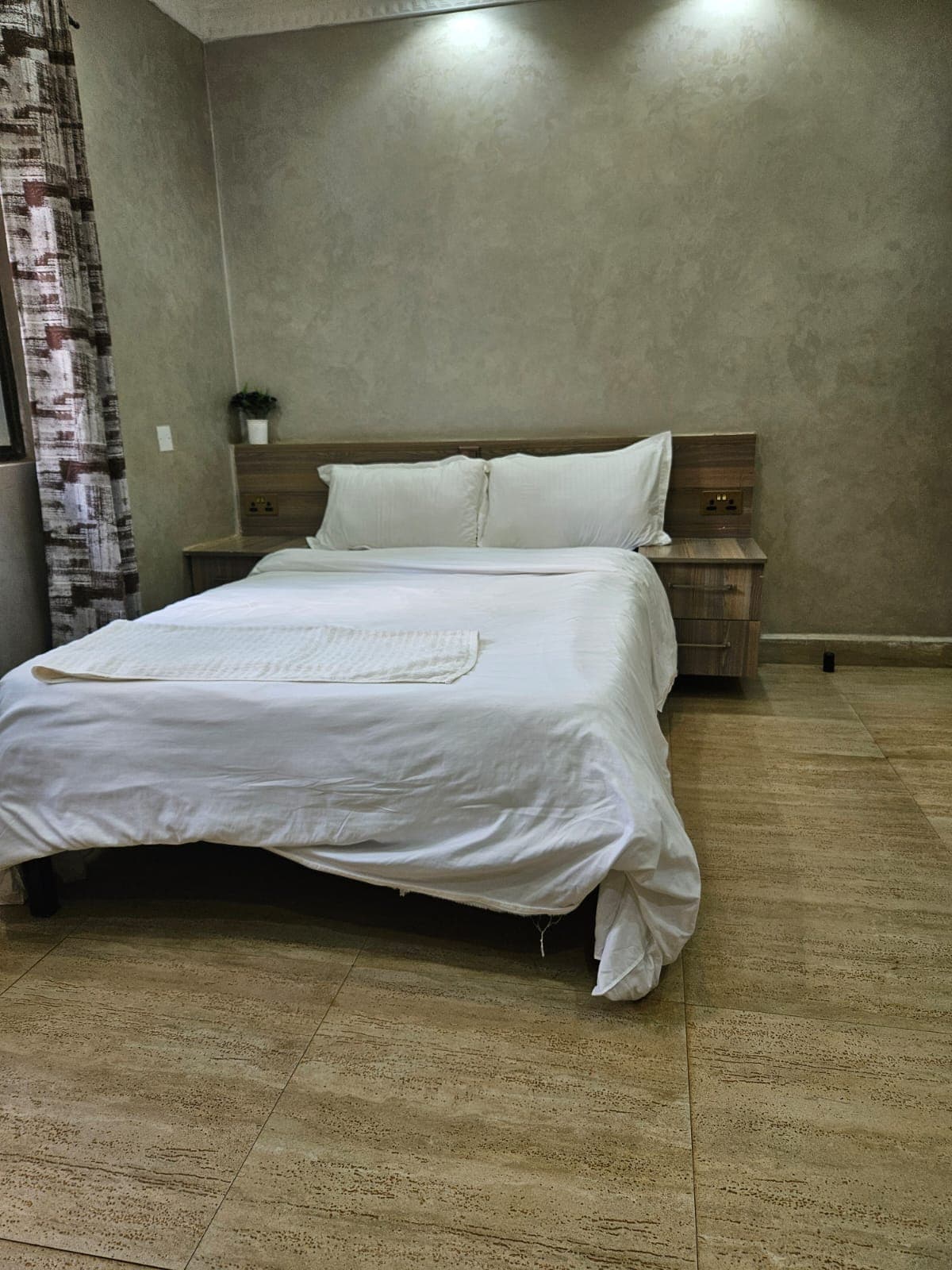 Olive Cabin 4