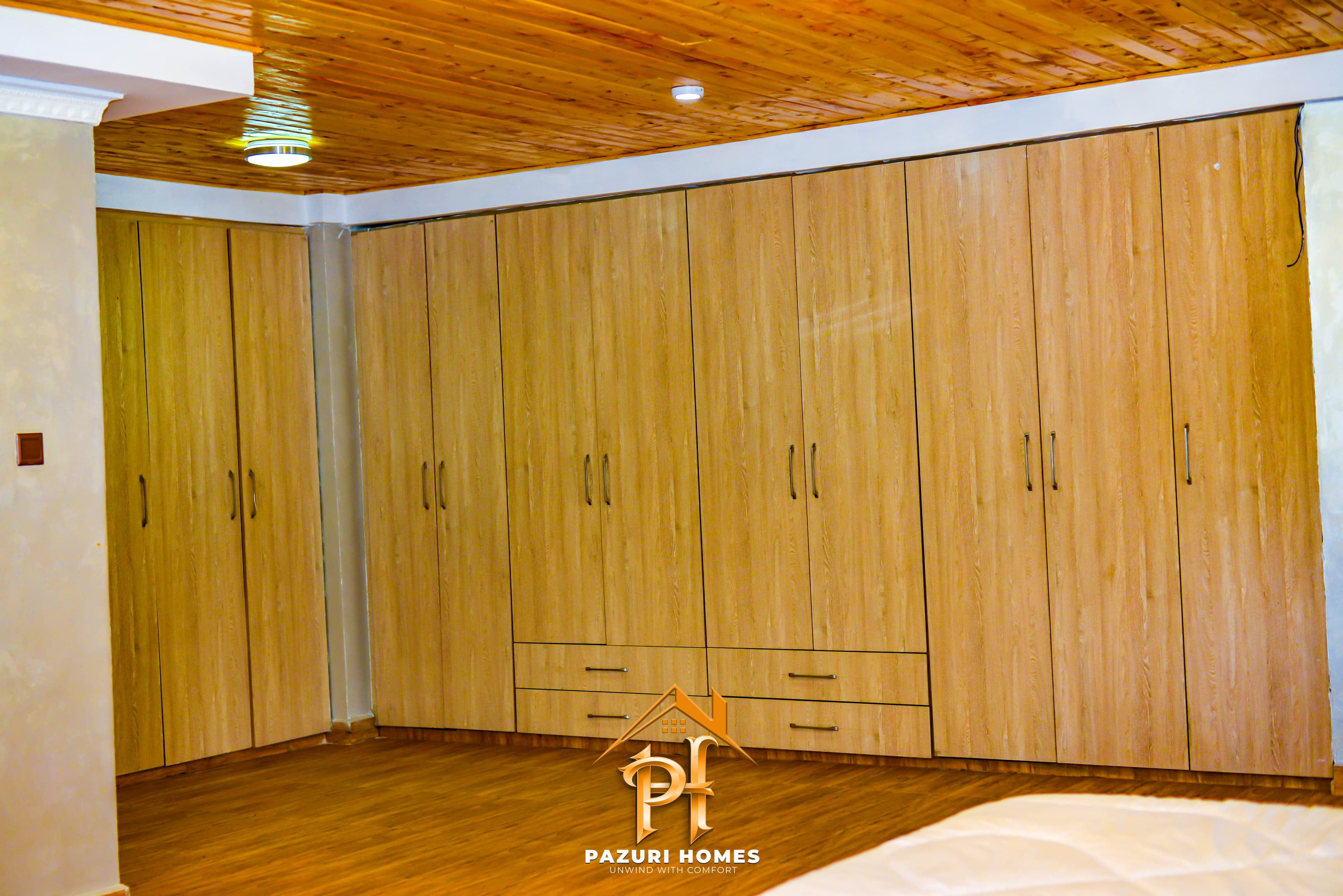 Paradise Suite 10